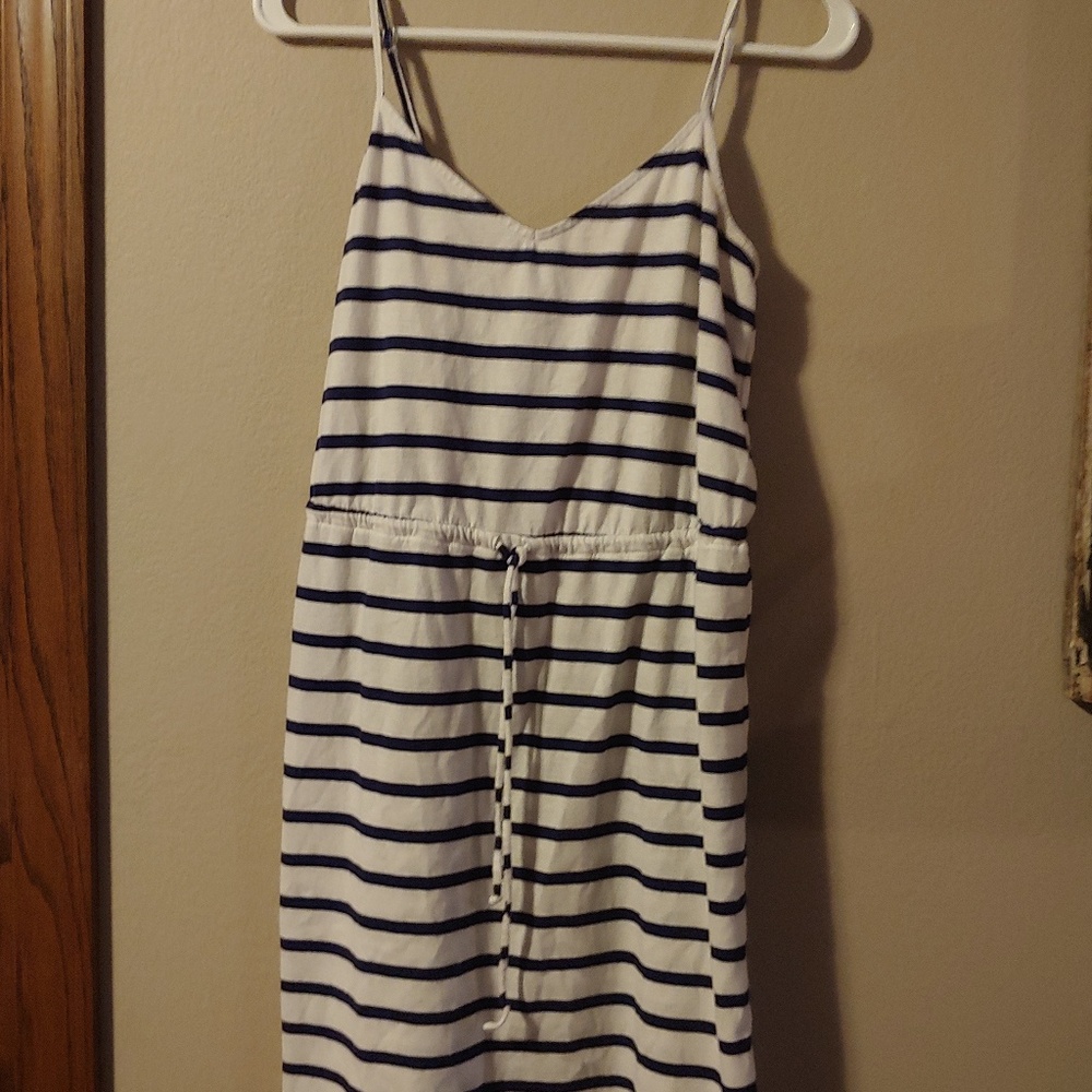 Medium old navy dress